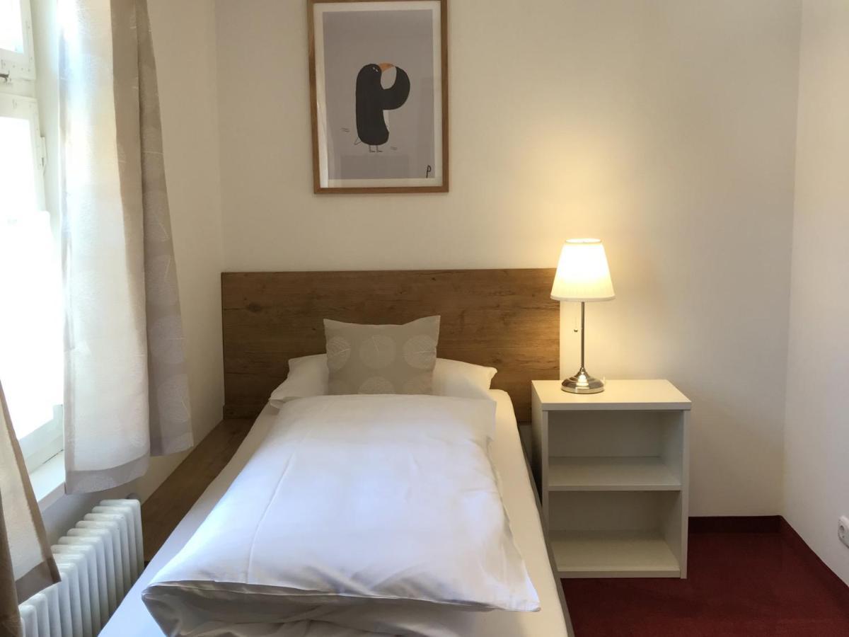 Hotel Hohe Schule Bad Ueberkingen Номер фото