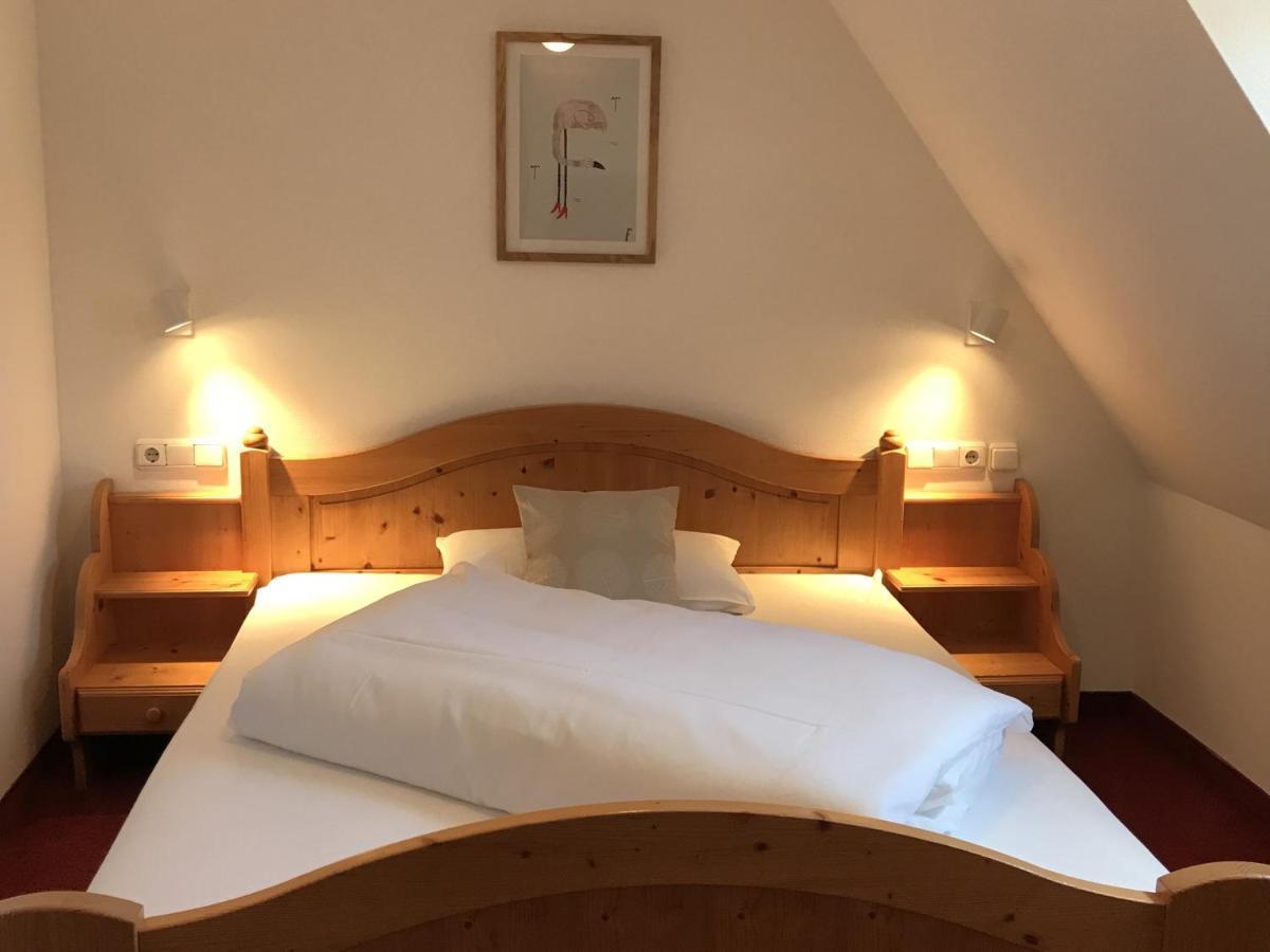 Hotel Hohe Schule Bad Ueberkingen Номер фото