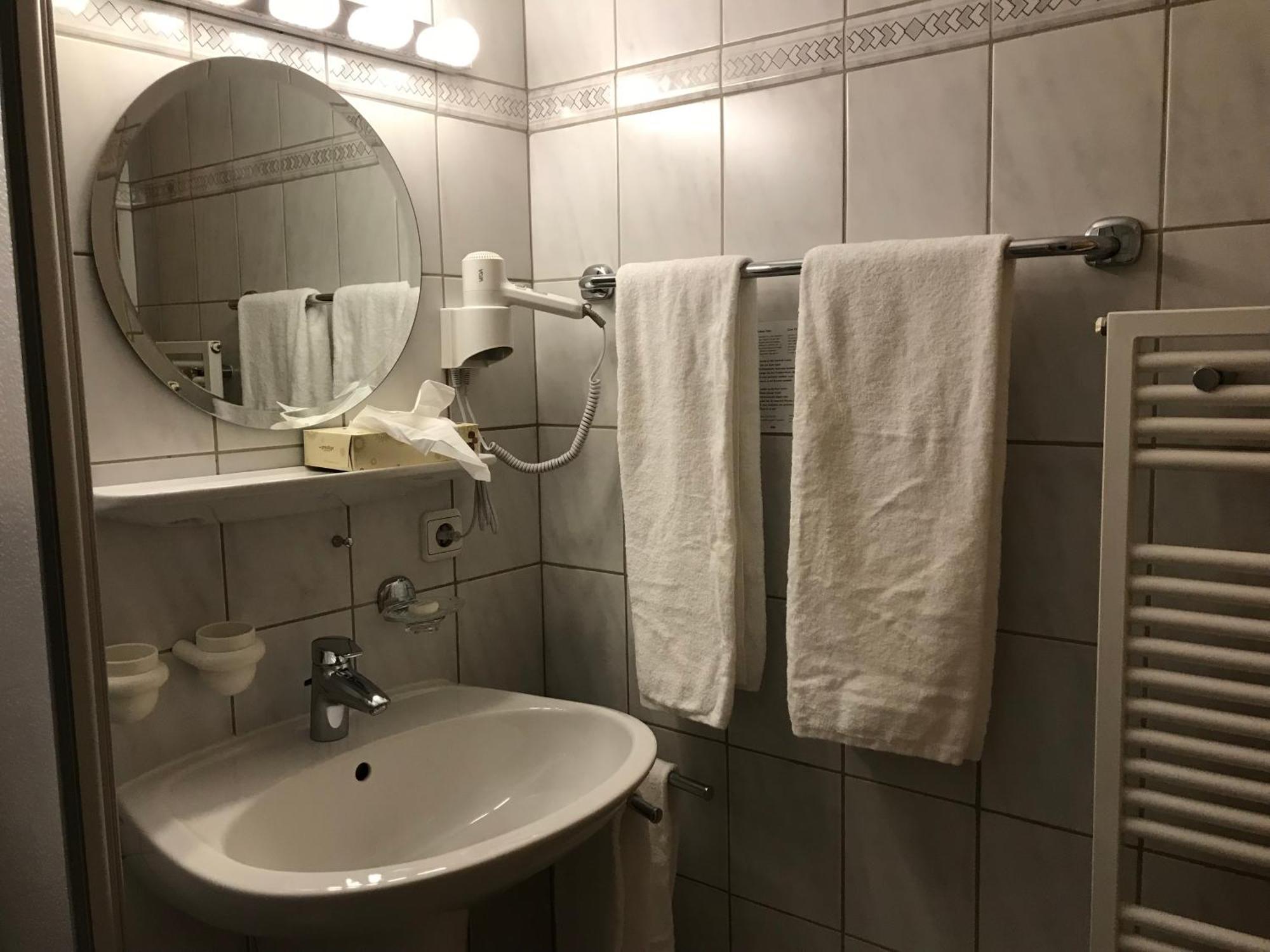Hotel Hohe Schule Bad Ueberkingen Номер фото