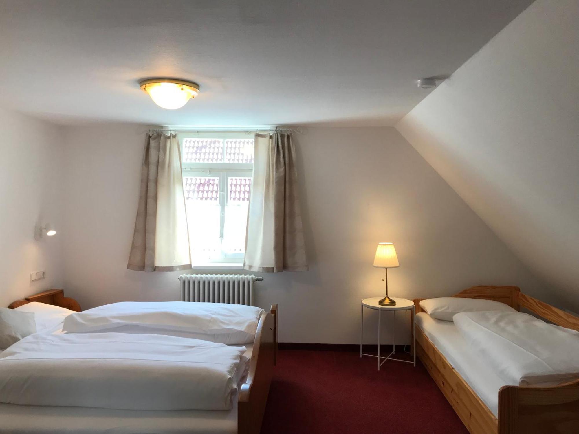 Hotel Hohe Schule Bad Ueberkingen Номер фото