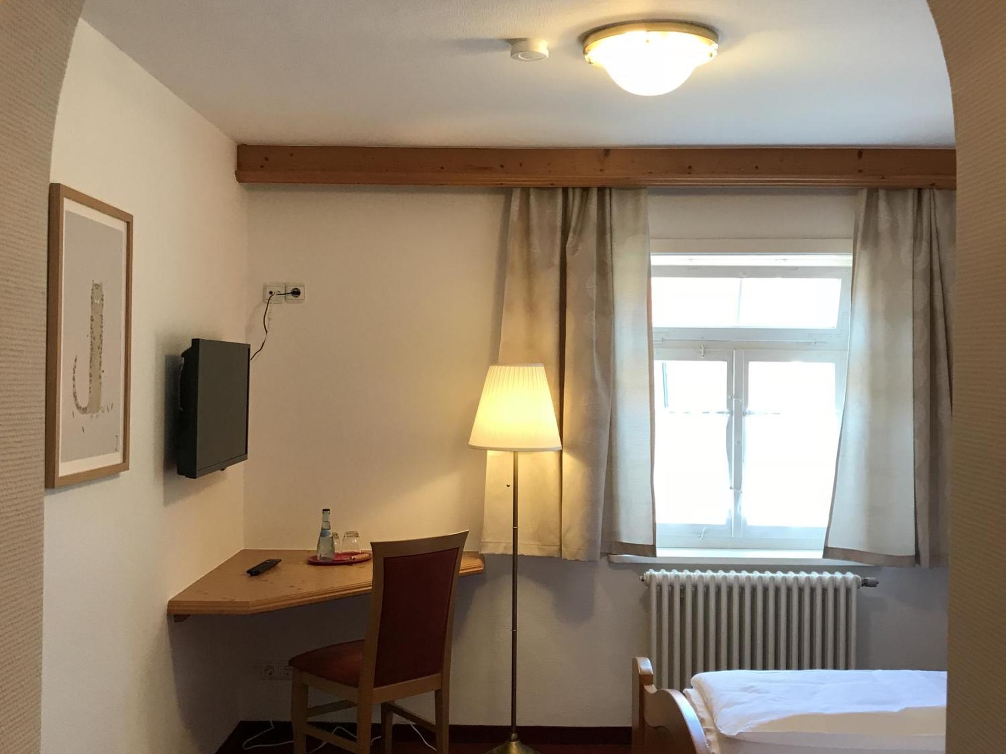 Hotel Hohe Schule Bad Ueberkingen Номер фото